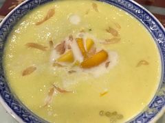-赵记传承特色牛奶甜品(泉城广场店)