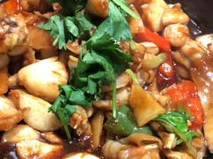 干锅牛蛙-阿莉餐厅(枣阳路店)