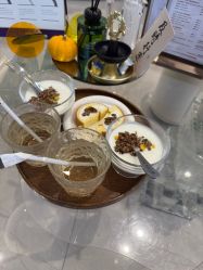 -倩极·精研痘敏肌管理