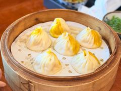 金牌蟹黄大汤包-寄畅興·百年蟹黄面·万国建筑群(外滩27号店)