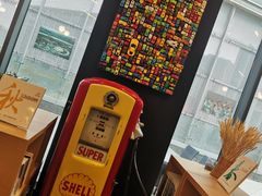 -汽车博物馆主题餐厅