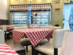 -红宝石·鲜奶小方·海派西点房(南丹店)