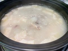 竹笙王猪肚鸡-顺德公广东猪肚鸡·煲仔饭(白石洲店)
