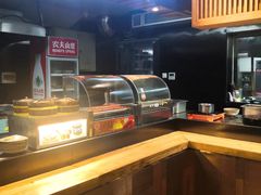 -亮亮面馆(经六路店)