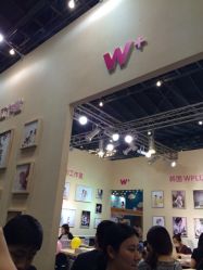 iphone_upload_pic-WPlus明星肖像亲子全家福摄影