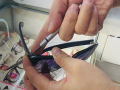 -美式眼镜·授权蔡司.依视路.尼康.豪雅.明月(南翔印象城店)