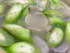 沙白芋仔水瓜浸白贝-鹅城
