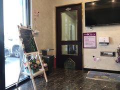 -宠爱国际动物医院·疑难骨科·心肾内科·皮肤科(太阳宫店)