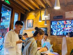 大堂-隔壁老王·家常云南菜(花巷店)