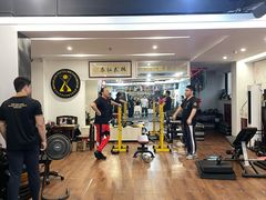 -温鉴良实用咏春拳