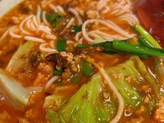 招牌小锅米线-缘生态云南菜·野生菌庭院餐厅(华侨城店)