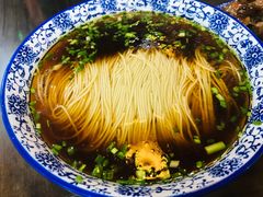 红汤面底-裕兴记•蟹黄面馆(人民广场店)