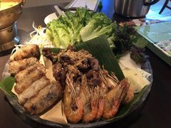 -大头虾越式风味餐厅(光明广场店)