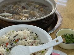 -东巴谷野生菌火锅餐厅