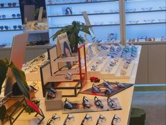 -罗伯特眼镜·蔡司官方授权(前海桂湾店)