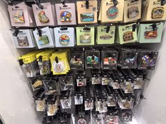 -王权免税店(普吉机场店)