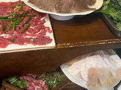 -贵府酸汤牛肉火锅·贵州老字号(飞山街店)