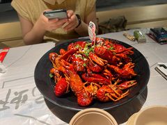 -巴厘龙虾·榜首油焖大虾(音乐学院·沿江酒馆店)