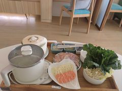 -雪梅月子中心(华侨城店)