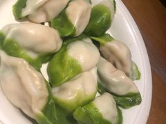白菜黑毛猪肉馅水饺-关东小磨东北菜(上海长风大悦城店)
