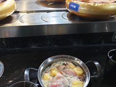 -汤响自助回转火锅百汇(乐峰广场店)