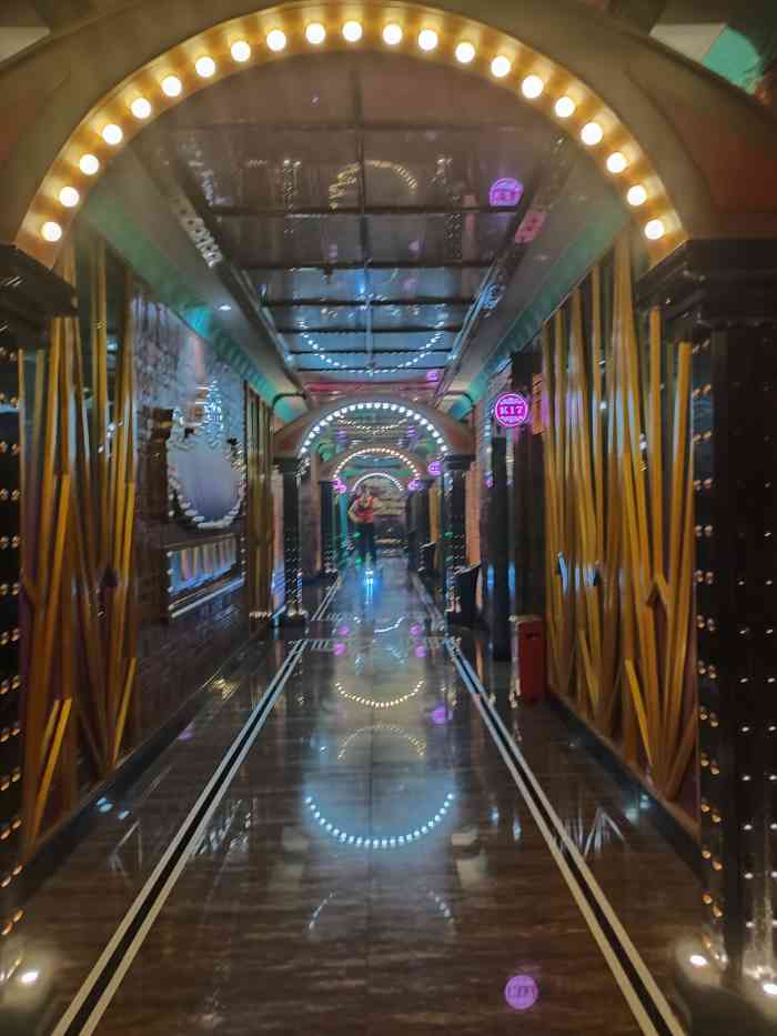银乐迪party·ktv(江北店)-"其它服务都还可以,地方也还比较好找,就是