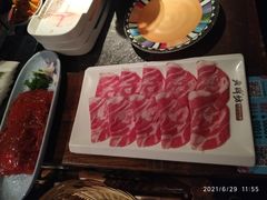 -老牌坊云南鱼豆花火锅(哈西万达店)