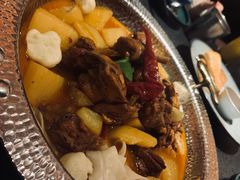 沙湾原始大盘鸡-丝路金桃·新疆菜(徐汇店)