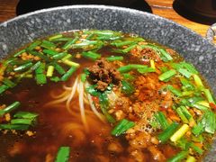 -八月美食小馆(银泰城总店)