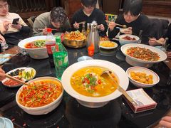 -川流不息·地道川菜·小龙虾(新松江路店)