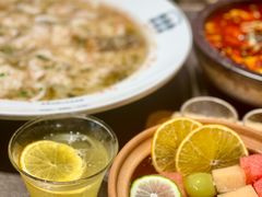 -渔语鱼新川菜Bistro(万象天地店)