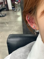 -龙之吻专业刺青·手工耳洞·纹身去色