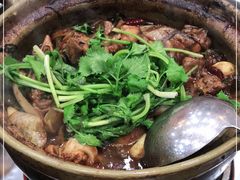 -渝君重庆火锅(嘉宾路店)