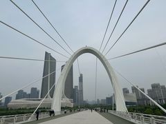 -南京眼步行桥