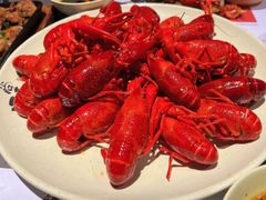 -一棠龙虾·王牌虾球(武汉新天地店)