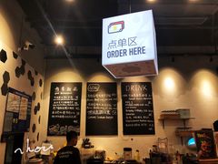 -HELLO 27 意面·沙拉·帕尼尼