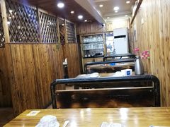 大堂-老东镇啤酒屋海鲜加工·蒸汽海鲜·海鲜烧烤(台东店)