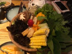 -湊湊火锅·茶憩(新中关购物中心店)