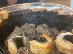 -围炉肉舍•炭烤活鳗•丹东海鲜烤肉(步行街店)