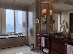 -广州富力丽思卡尔顿酒店