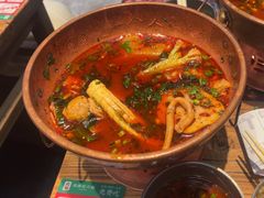 -成都你六姐·牛肉冒菜(上海环宇荟店)