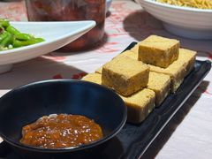-肥肥虾庄·金牌油焖大虾(汉街SKP店)