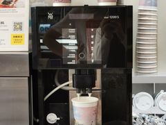 -全家便利店(兴贤路店)