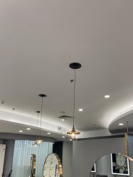 点击看大图 -八佰伴8008星级形象店
