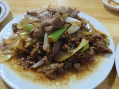 葱爆羊肉-马姐爆肚儿门丁肉饼