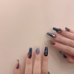 点击看大图 -Fanni美甲美睫皮肤管理