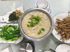 -福园东北菜饺子铁锅炖