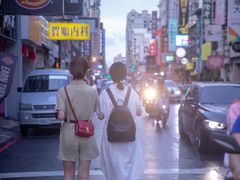-六合夜市