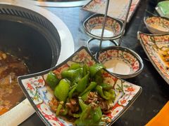 -粘豆包铁锅炖二部(温泉街店)