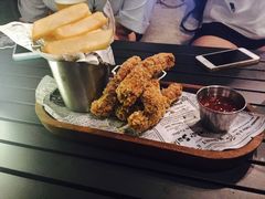 -Hooley's活利仕西餐厅(珠江新城店)